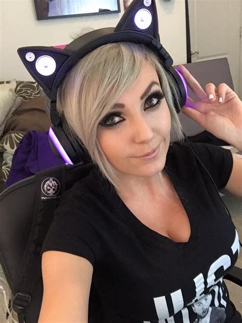 Jessica Nigri's Videos .